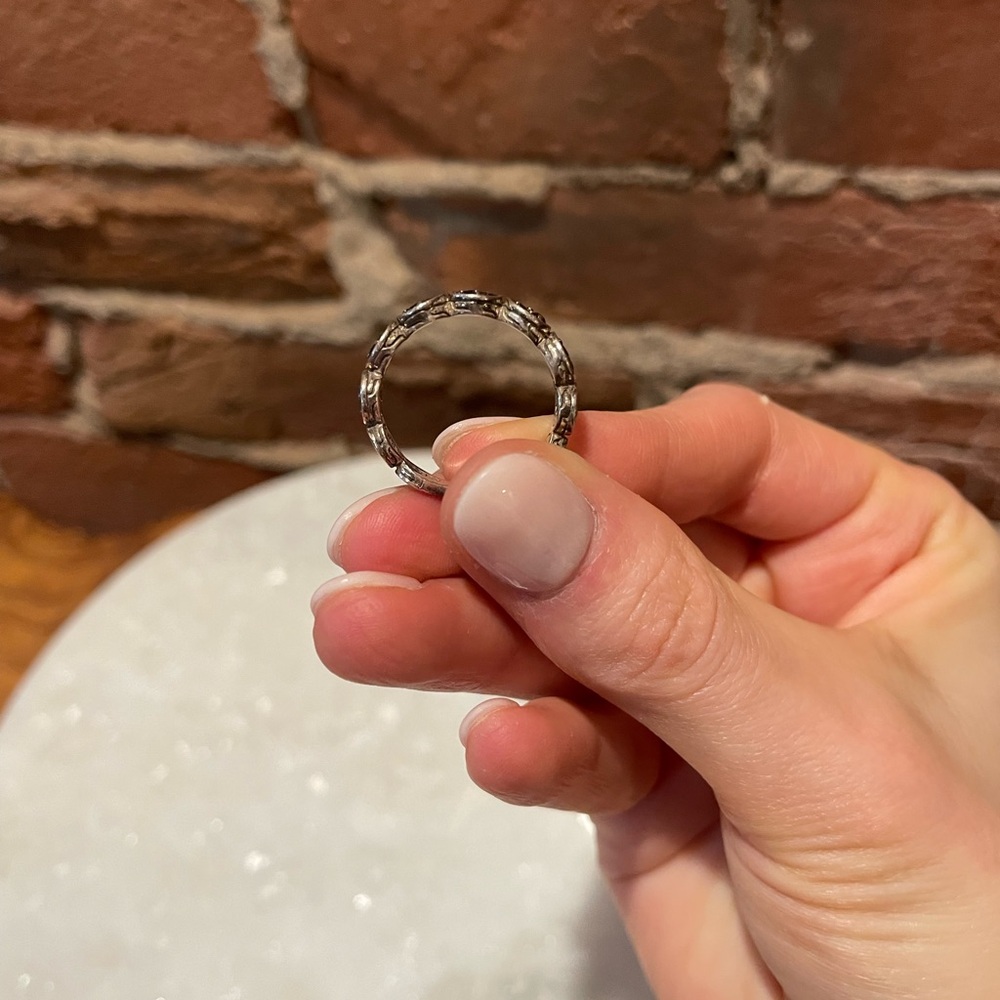John Hardy Silver and Black Ring - Picture 6 of 6